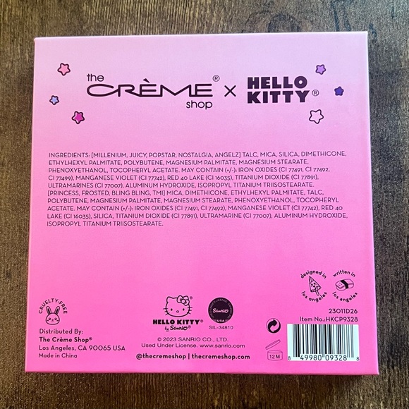 The Crème Shop x Hello Kitty - Y2K Angel Baby Eyeshadow Palette - Picture 5 of 5